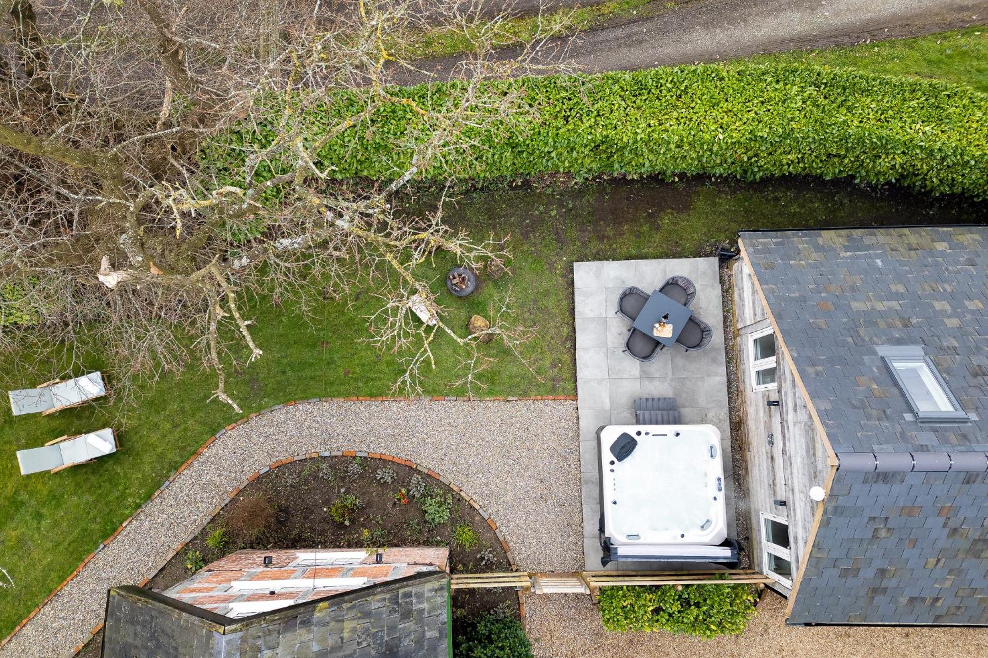 Oak Tree Hideaway Villa วิตเชิร์ช ภายนอก รูปภาพ